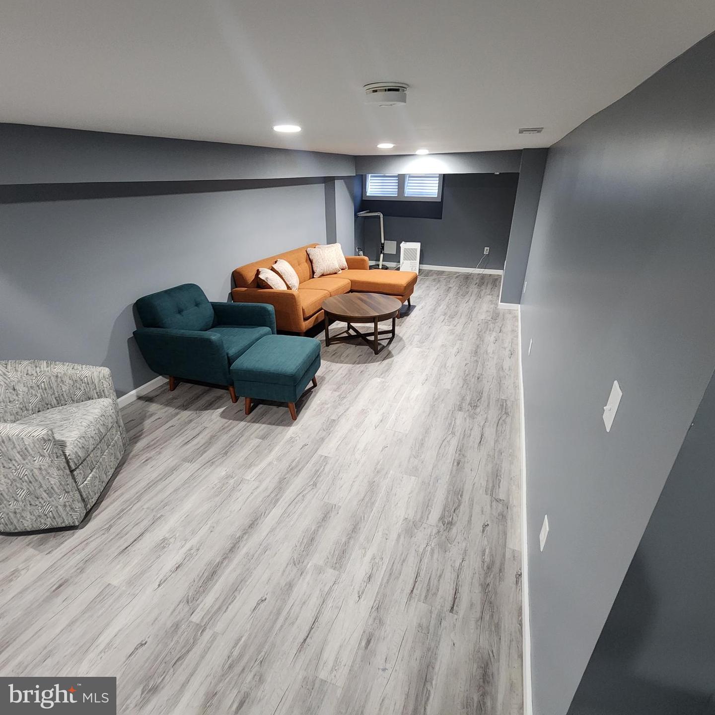 2751 Fenwick Ave Property Photo 17