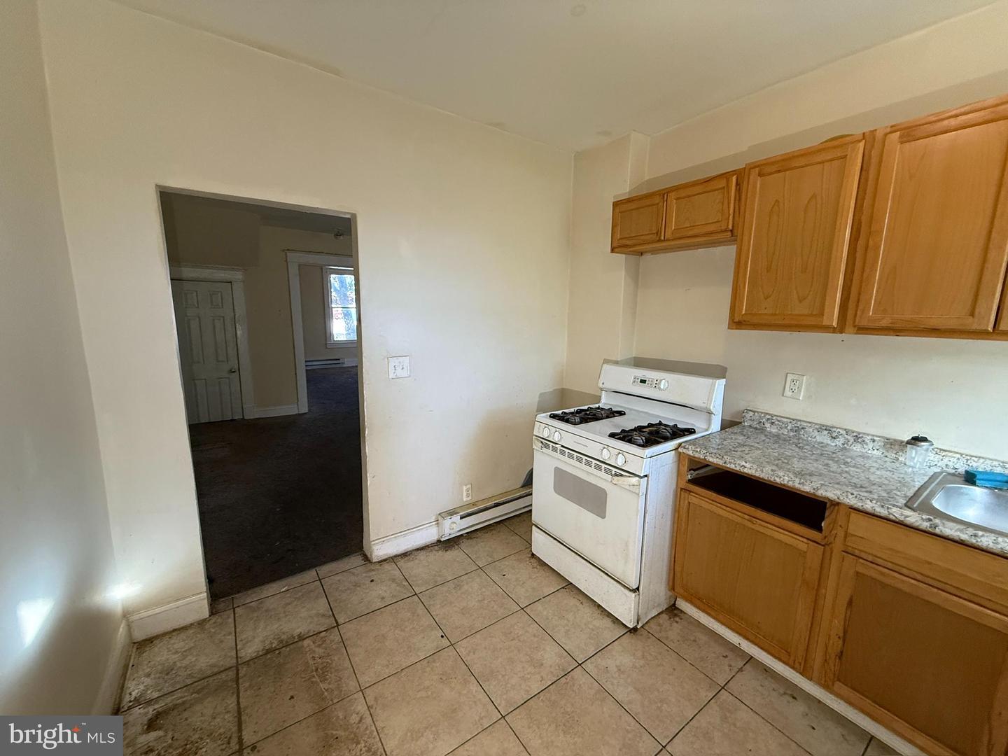 408 S Bentalou St Property Photo 5