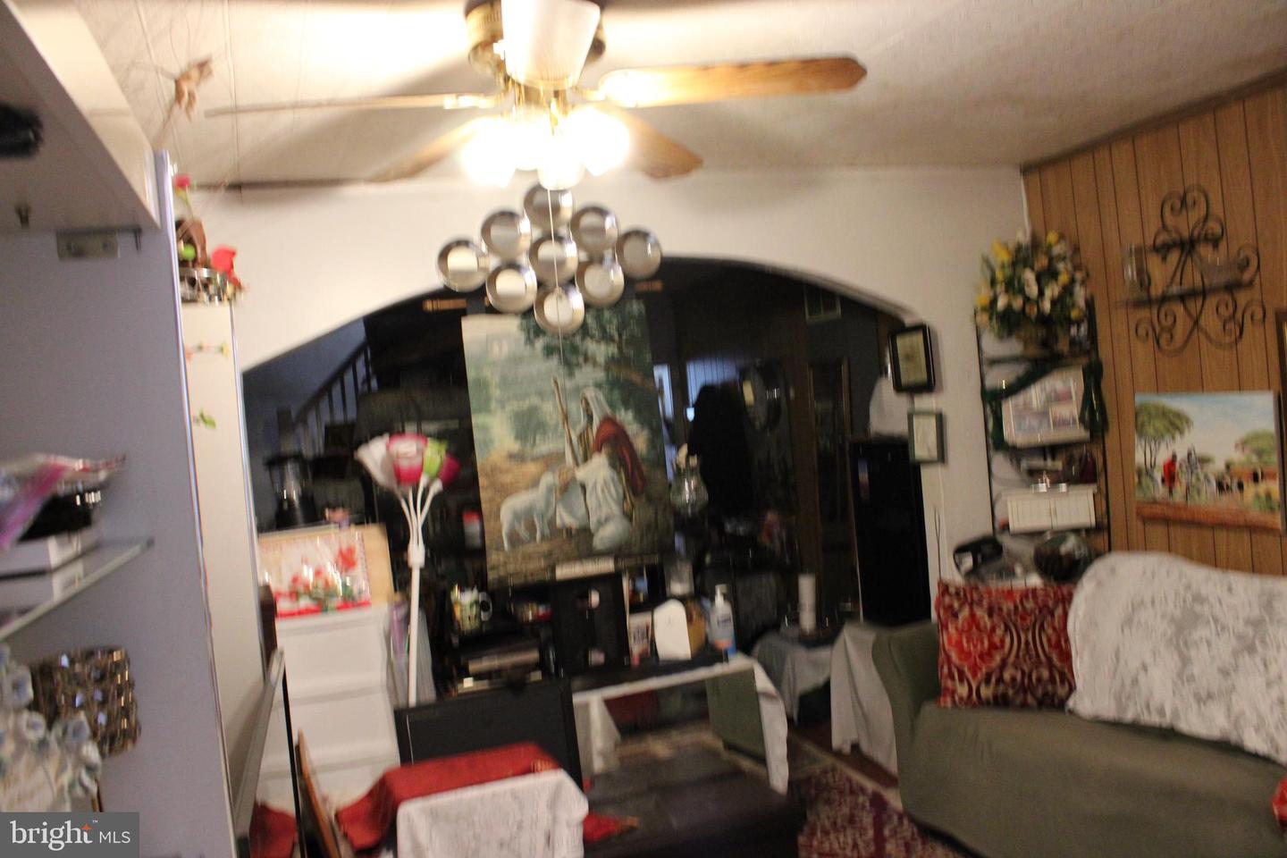 3144 Ravenwood Ave Property Photo 3