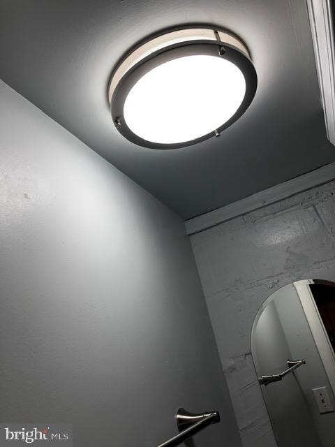 2802 Windsor Ave Property Photo 33
