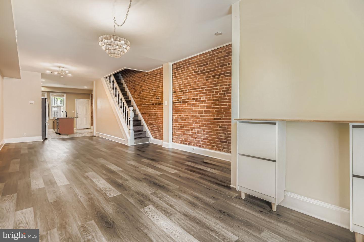 118 N Luzerne Ave Property Photo 1