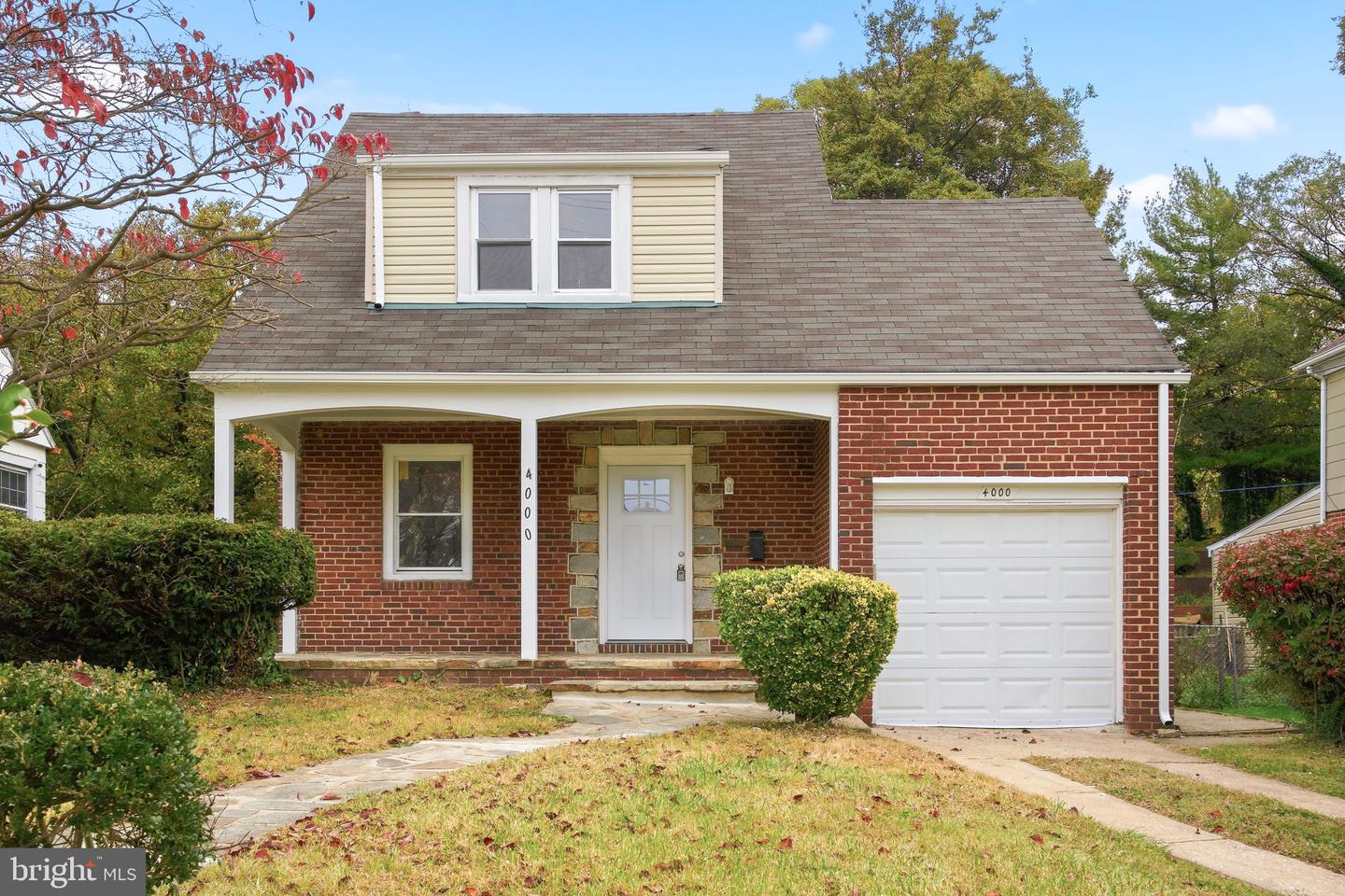 4000 Echodale Ave Property Photo 1