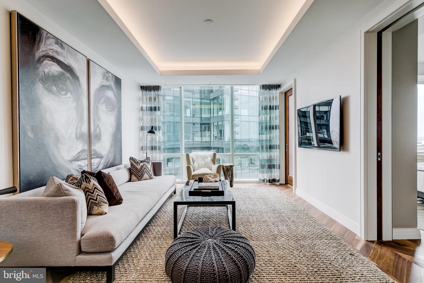 300 International Dr #2107 Property Photo 1