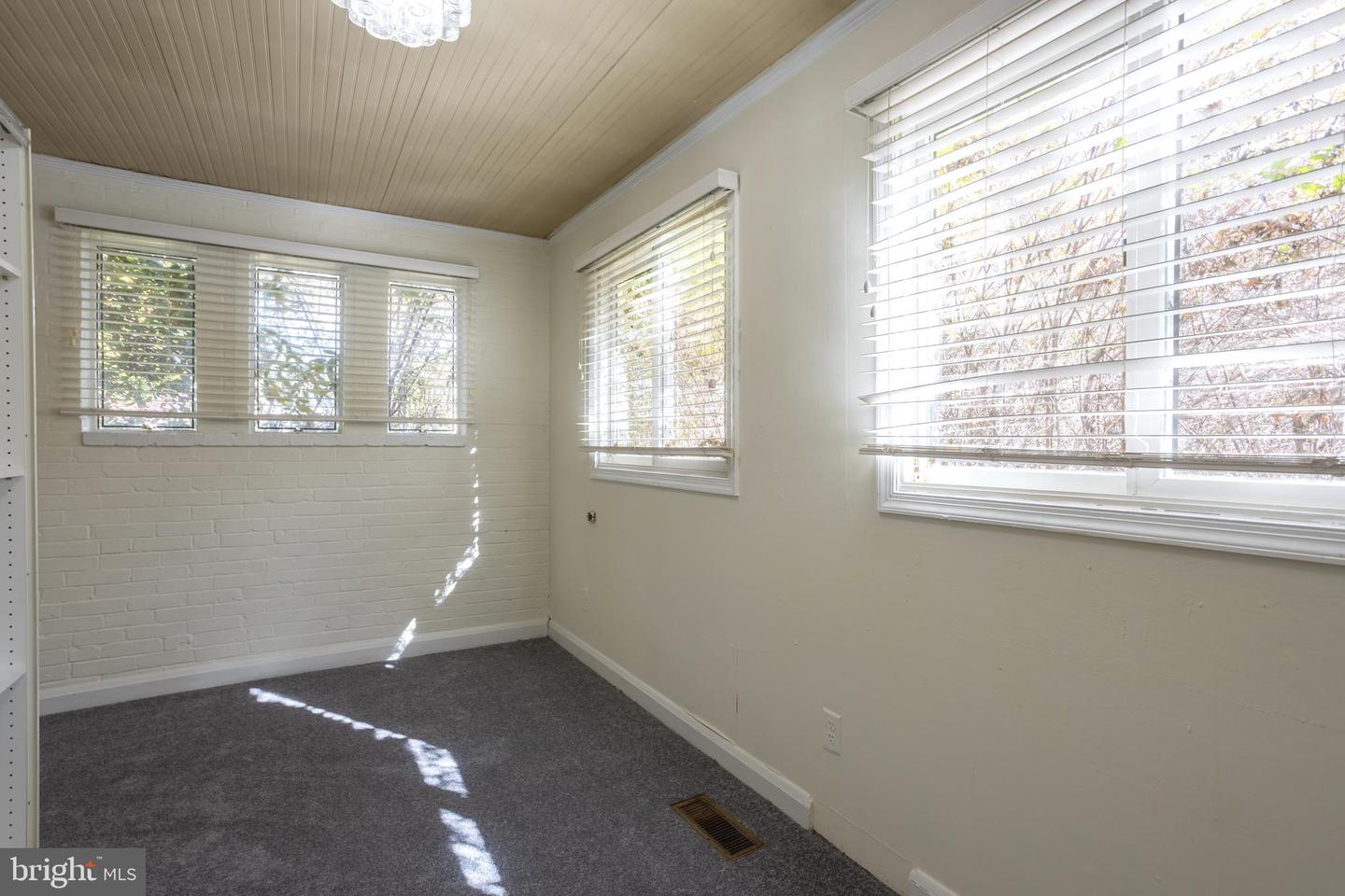 3306 Labyrinth Rd Property Photo 29