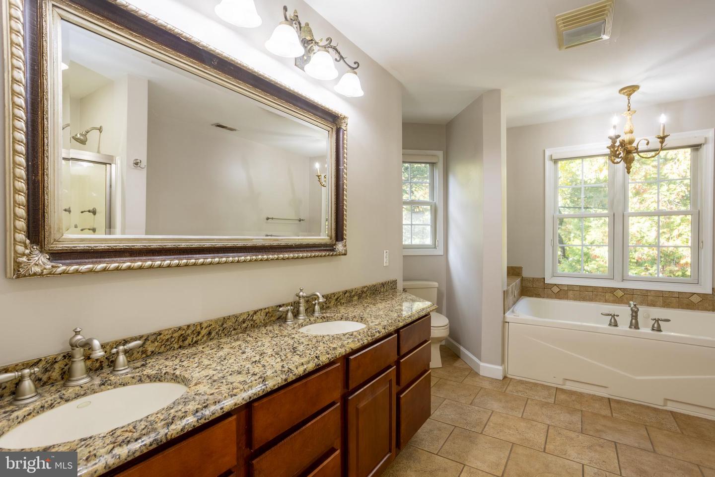 3306 Labyrinth Rd Property Photo 37