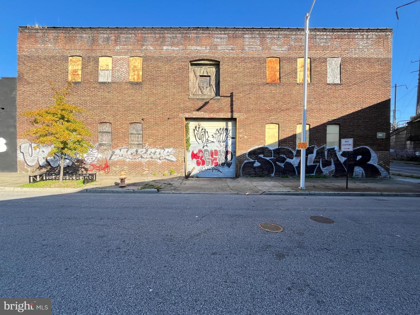 1301 N Wolfe St Property Photo 1