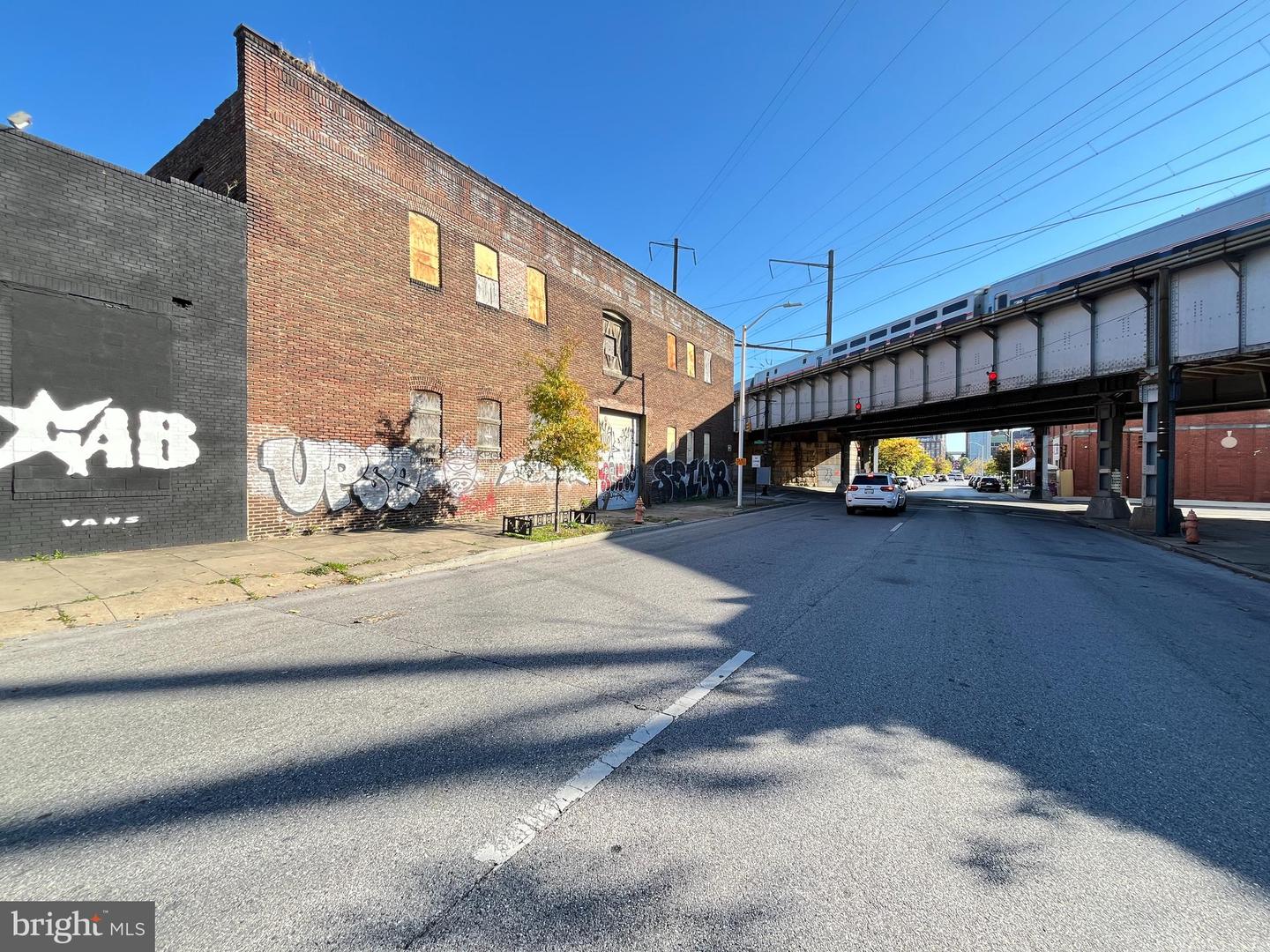 1301 N Wolfe St Property Photo 2