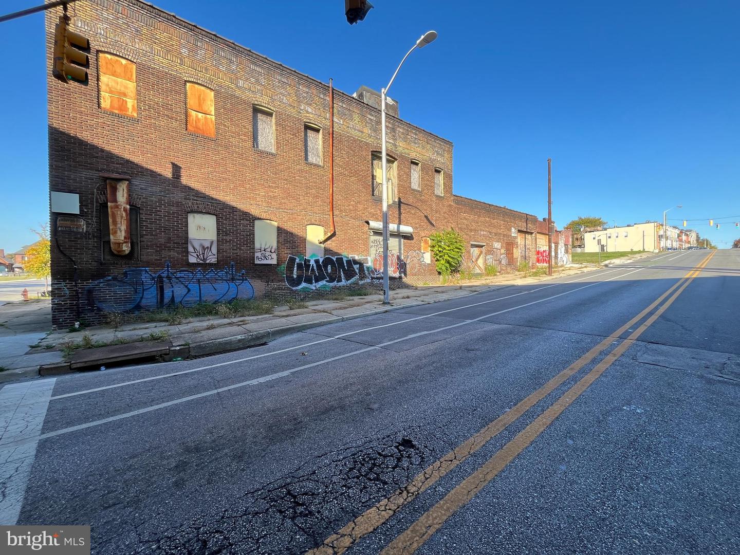 1301 N Wolfe St Property Photo 8
