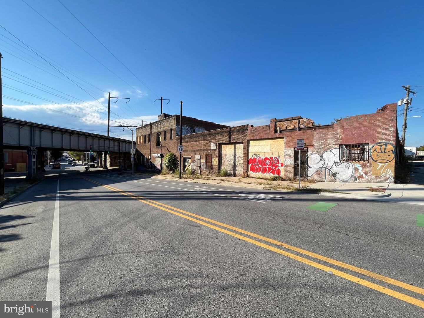 1301 N Wolfe St Property Photo 9