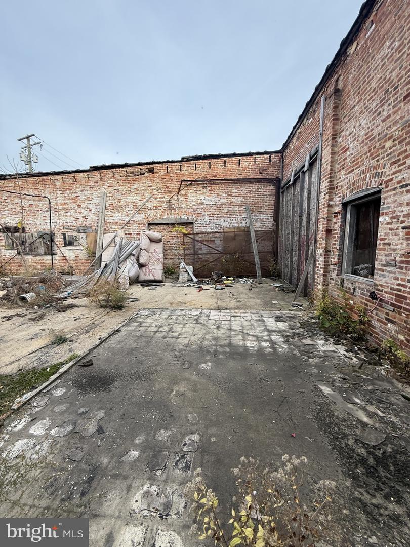 1301 N Wolfe St Property Photo 44
