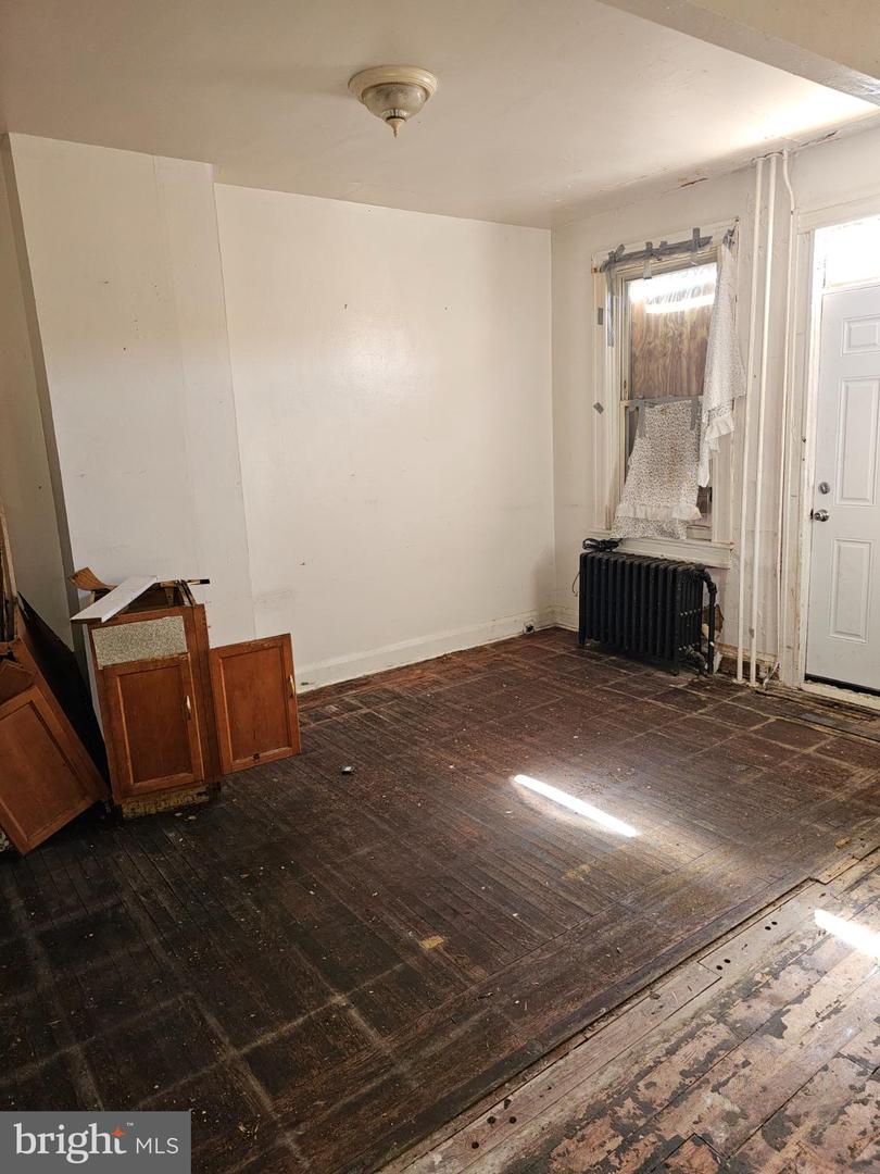 3239 Dudley Ave Property Photo 13
