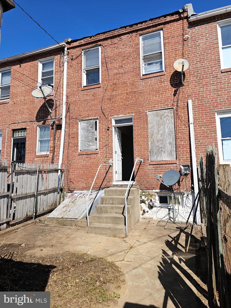 3239 Dudley Ave Property Photo 18