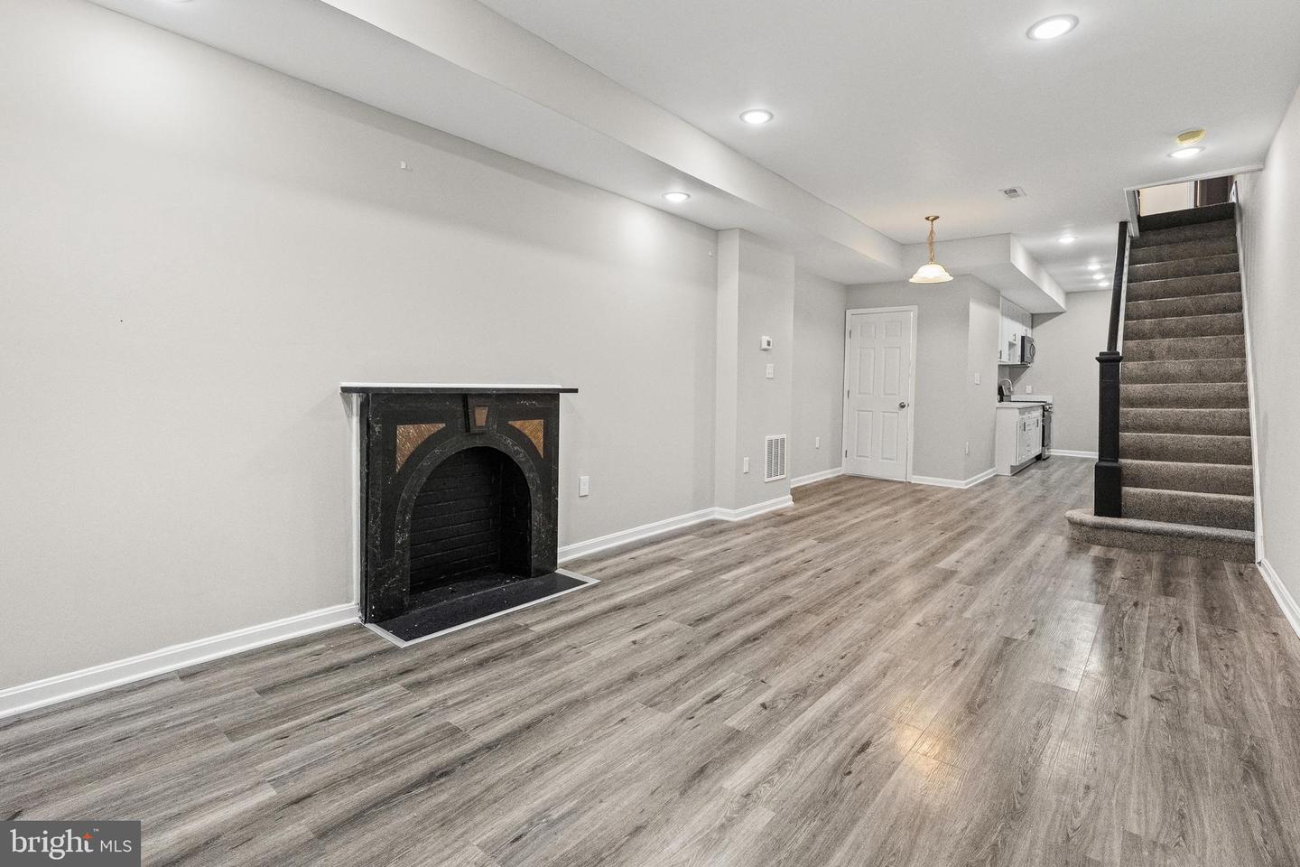 1807 E Federal St Property Photo 6