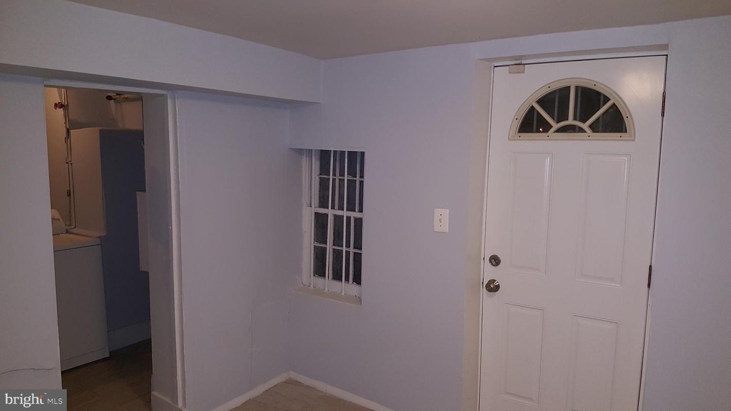 624 Stirling St Property Photo 24