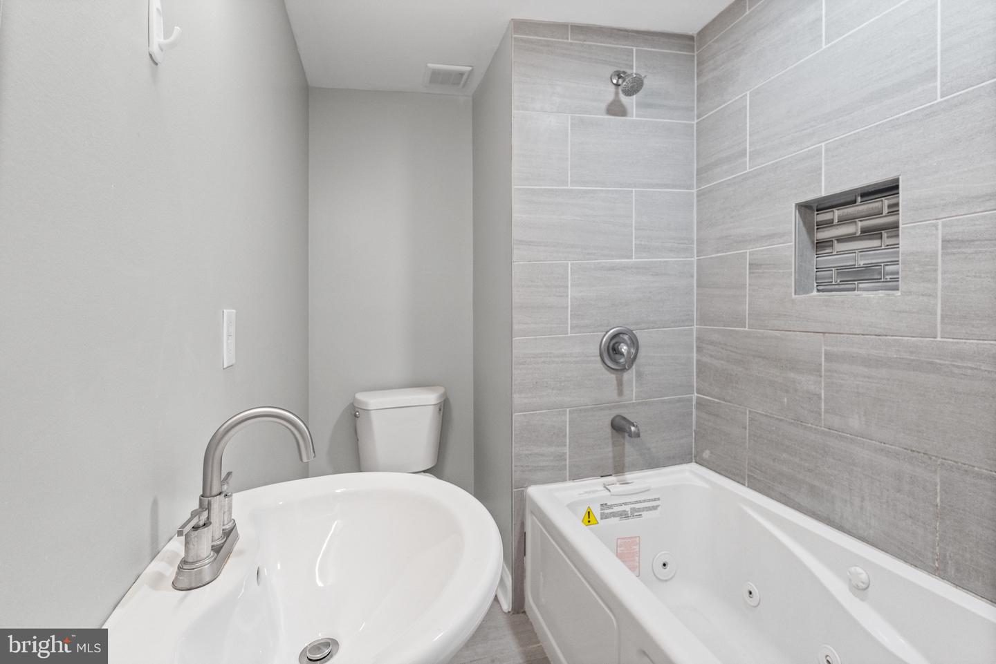 4139 Mountwood Rd Property Photo 11