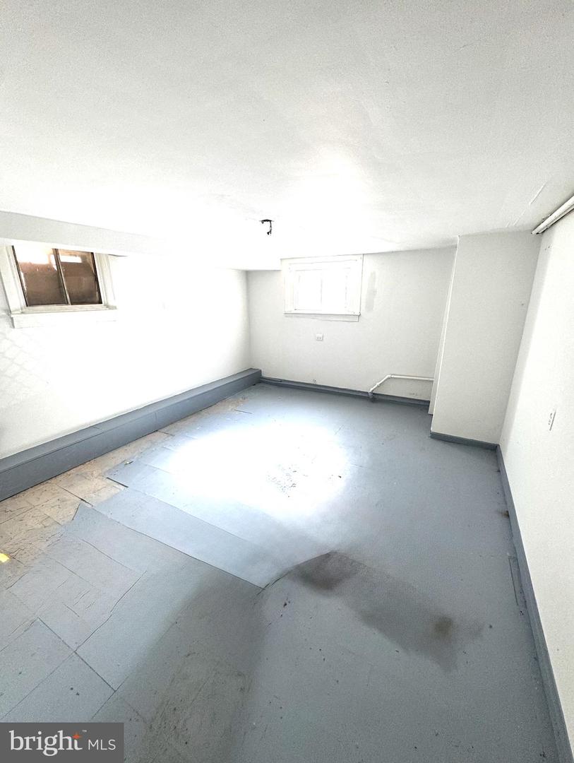 2624 Mura St Property Photo 7