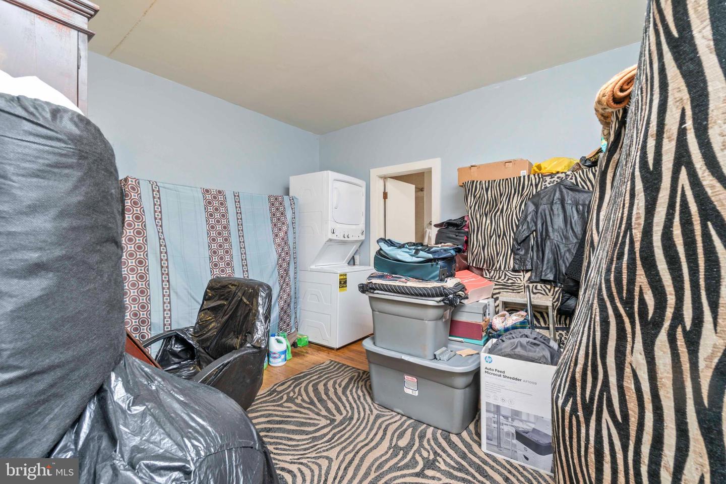 5009 Roland Ave Property Photo 6