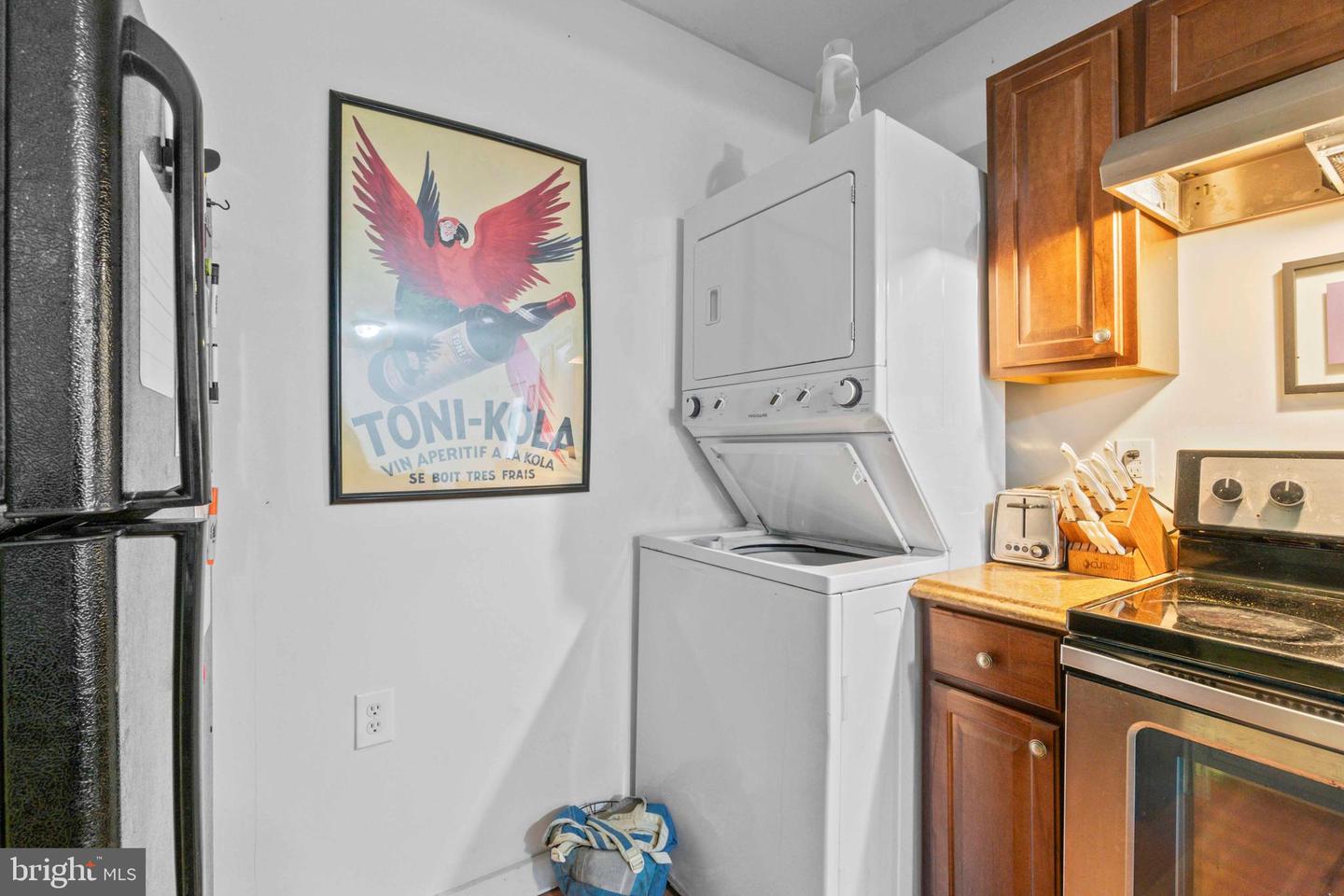 5009 Roland Ave Property Photo 22