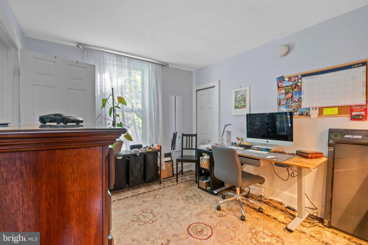 5009 Roland Ave Property Photo 24