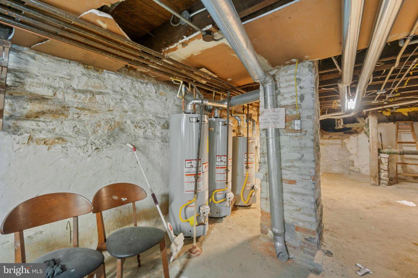 5009 Roland Ave Property Photo 30