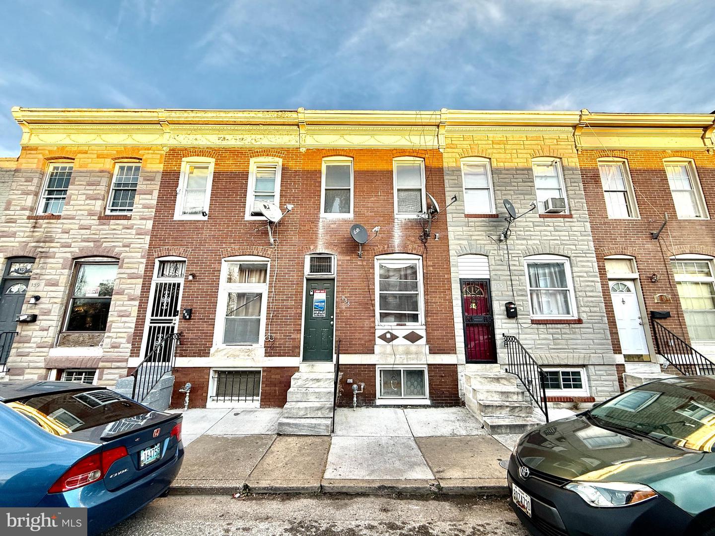 135 N Janney St N Property Photo 1