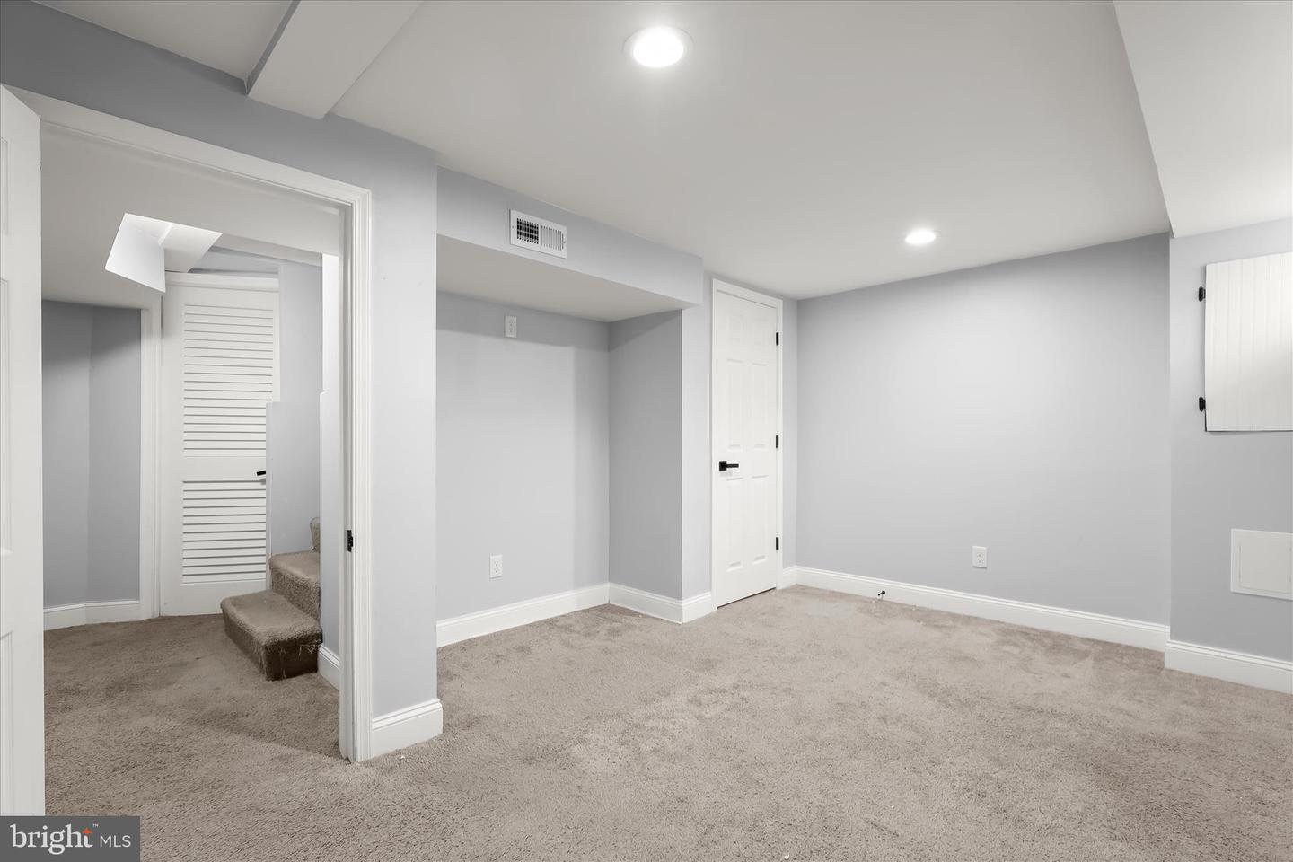 4352 Eldone Rd Property Photo 20