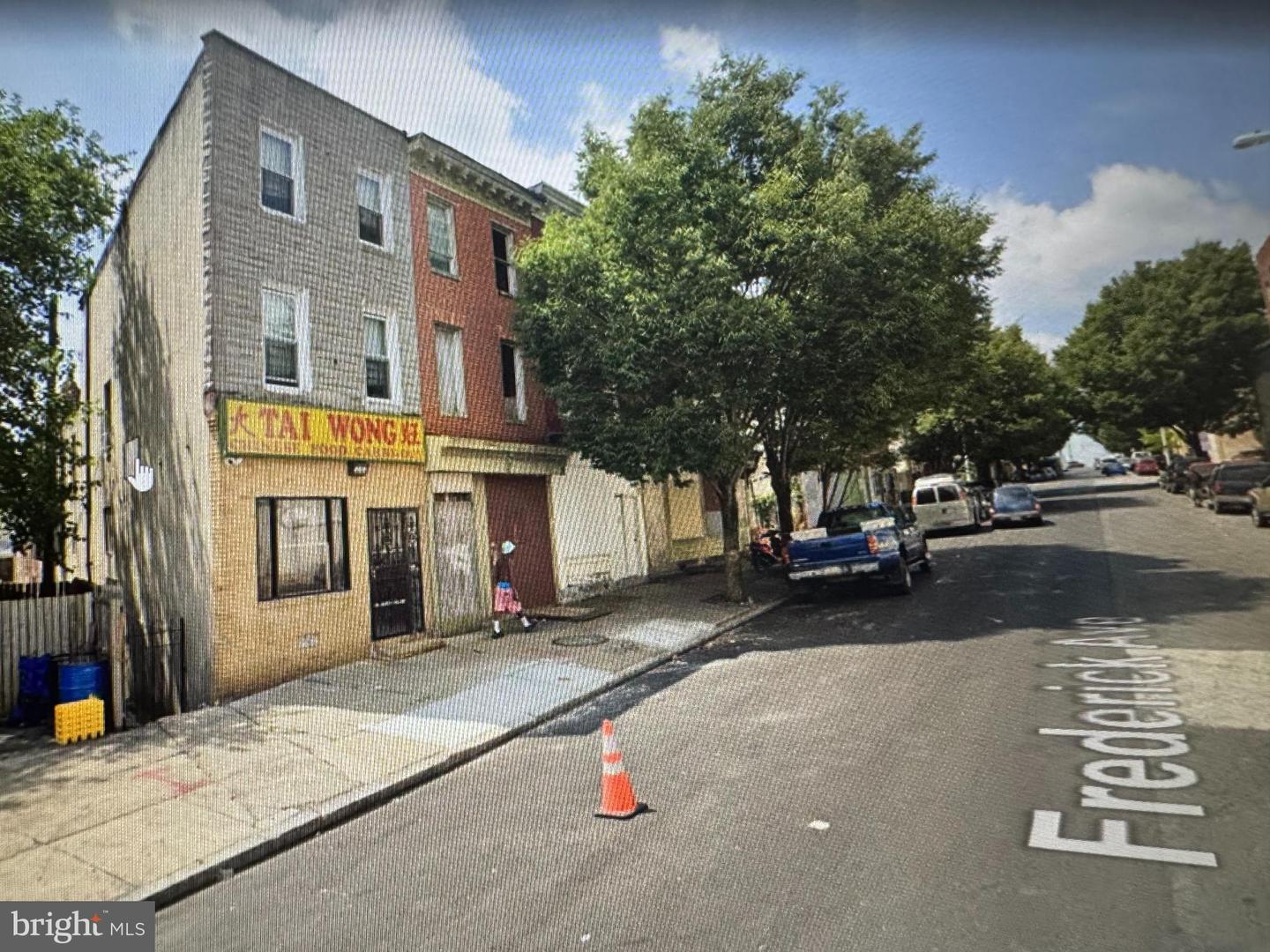 1611 Frederick Ave Property Photo 1