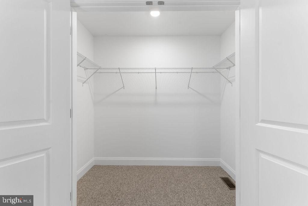 41 S Fulton Ave Property Photo 22