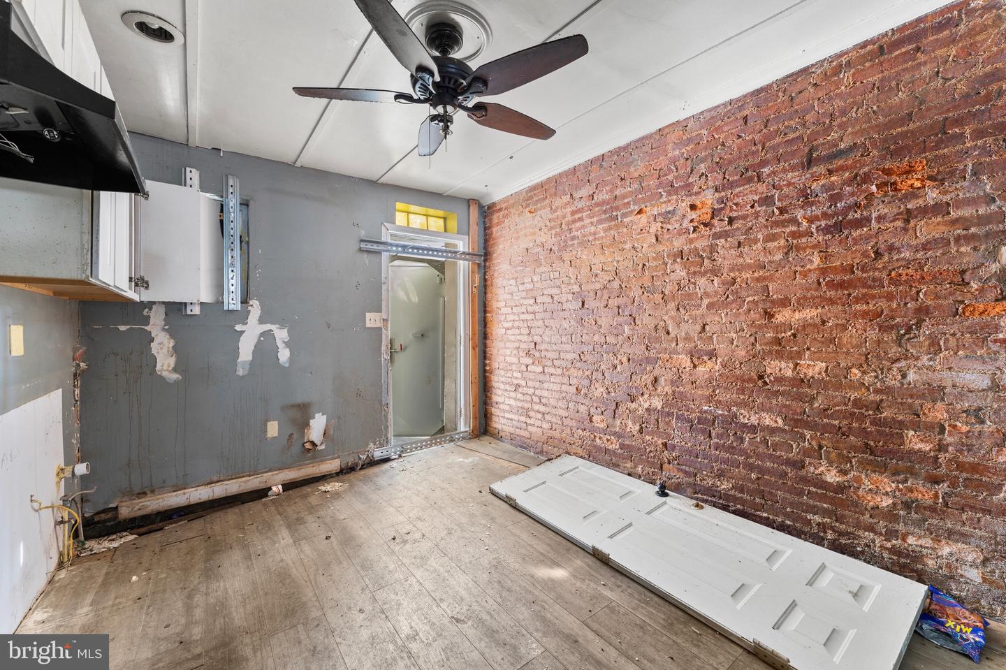 1109 N Carrollton Ave Property Photo 3