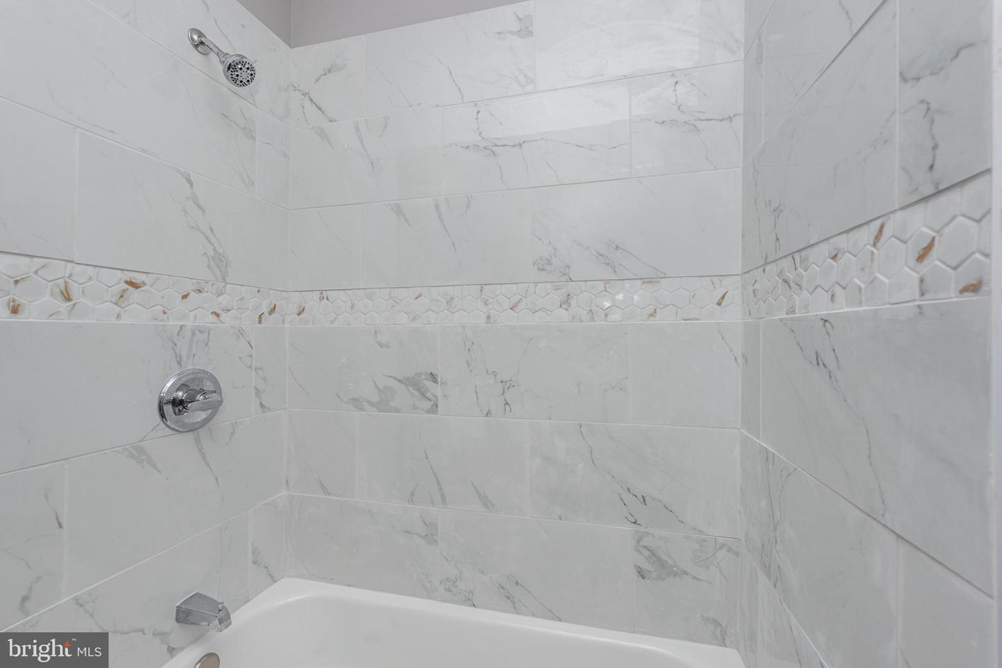 2143 Druid Hill Ave #unit 2 Property Photo 9