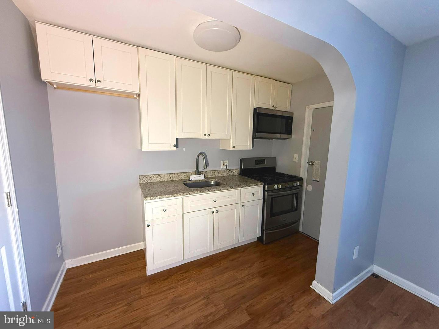 2039 Grinnalds Ave Property Photo 6