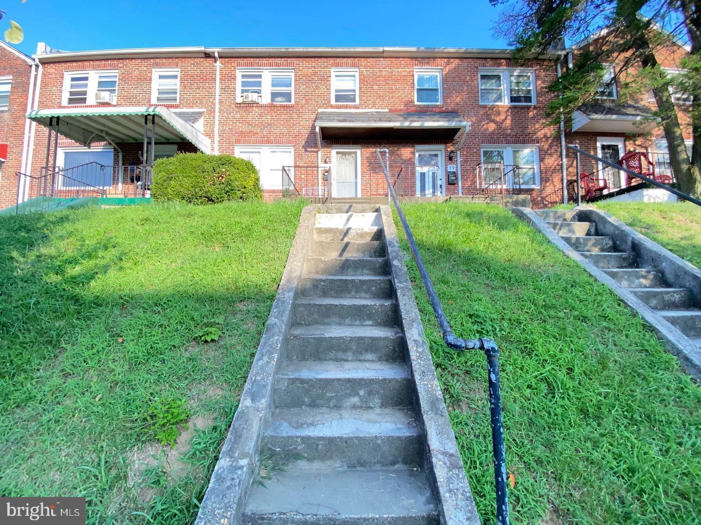 41 N KOSSUTH ST Property Photo 1