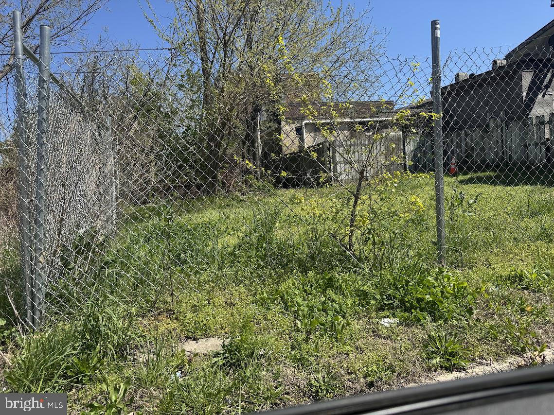 5 N Carlton St Property Photo 2