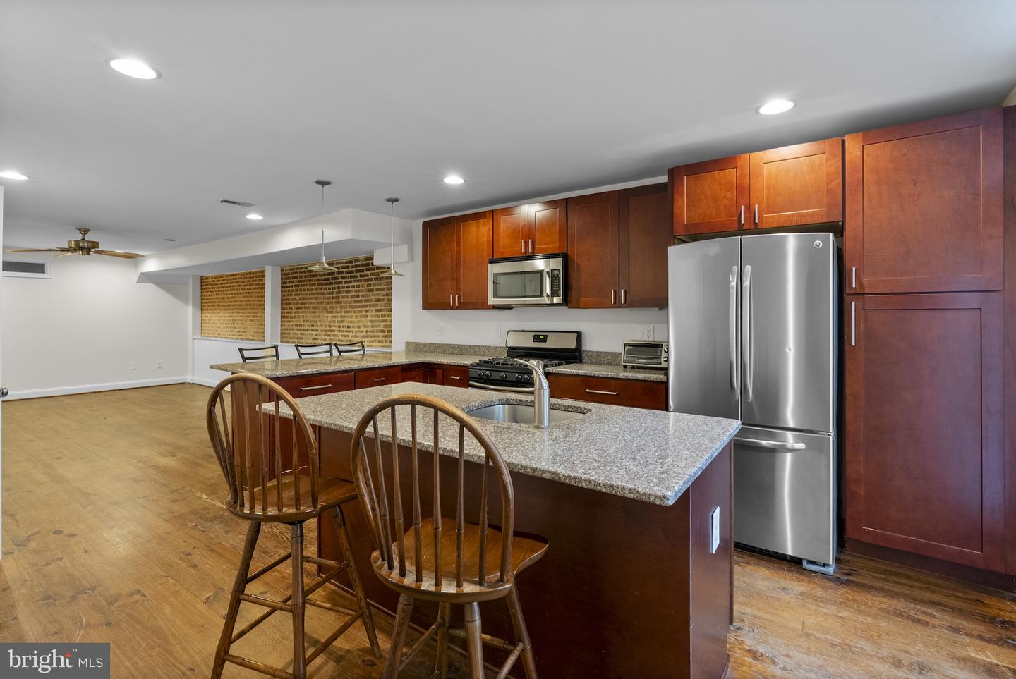 402 E Fort Ave #b Property Photo 5