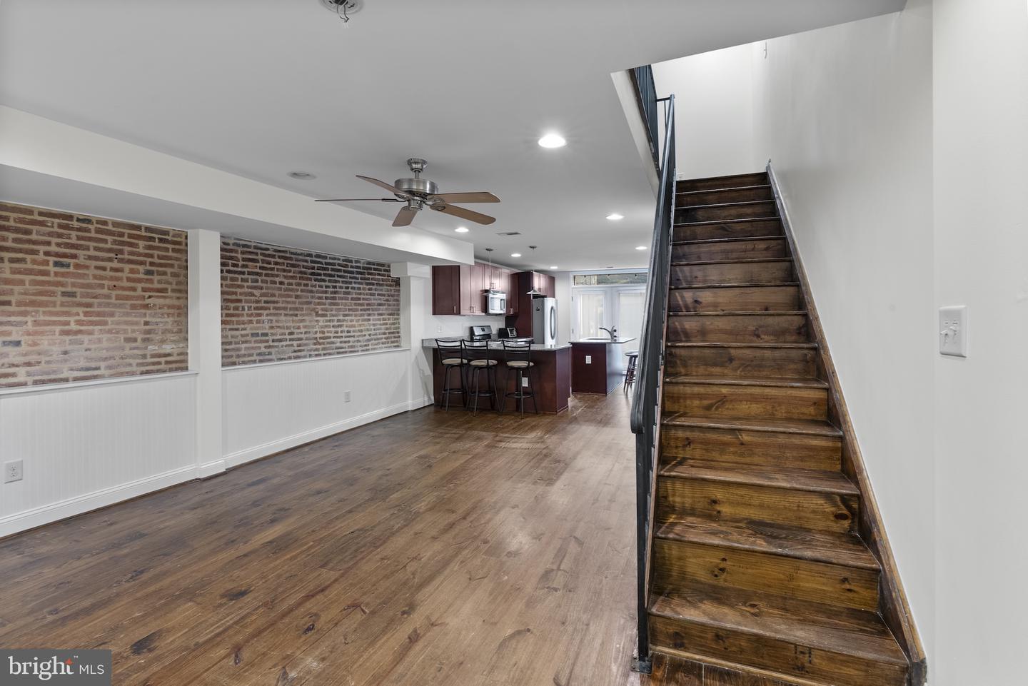 402 E Fort Ave #b Property Photo 6