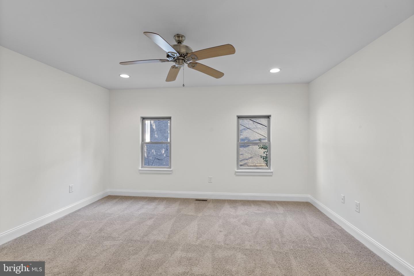 402 E Fort Ave #b Property Photo 15