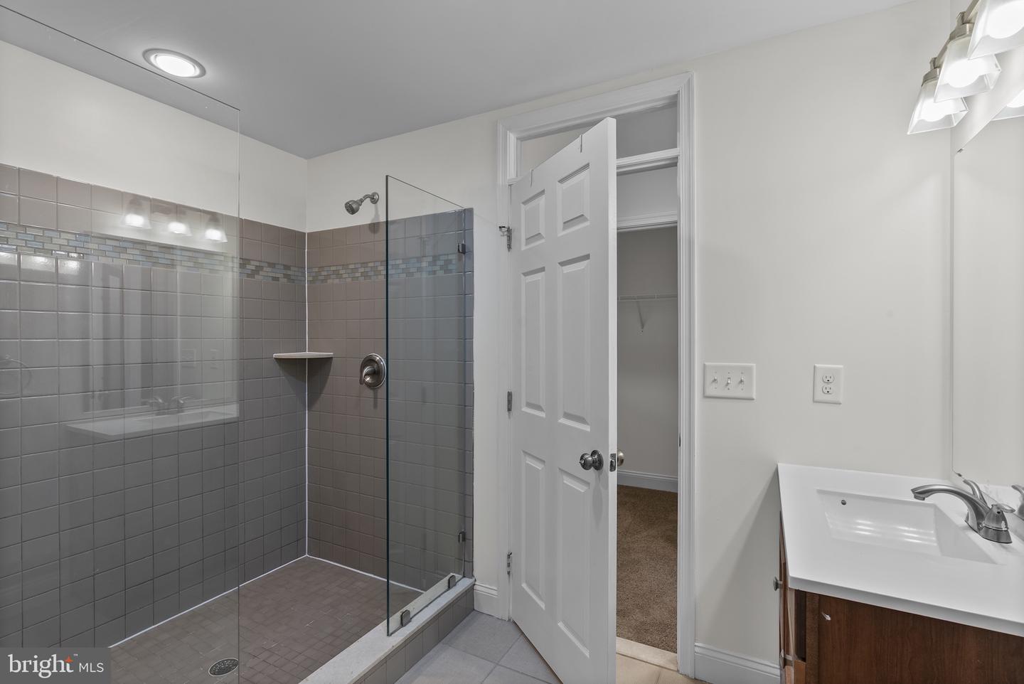 402 E Fort Ave #b Property Photo 21