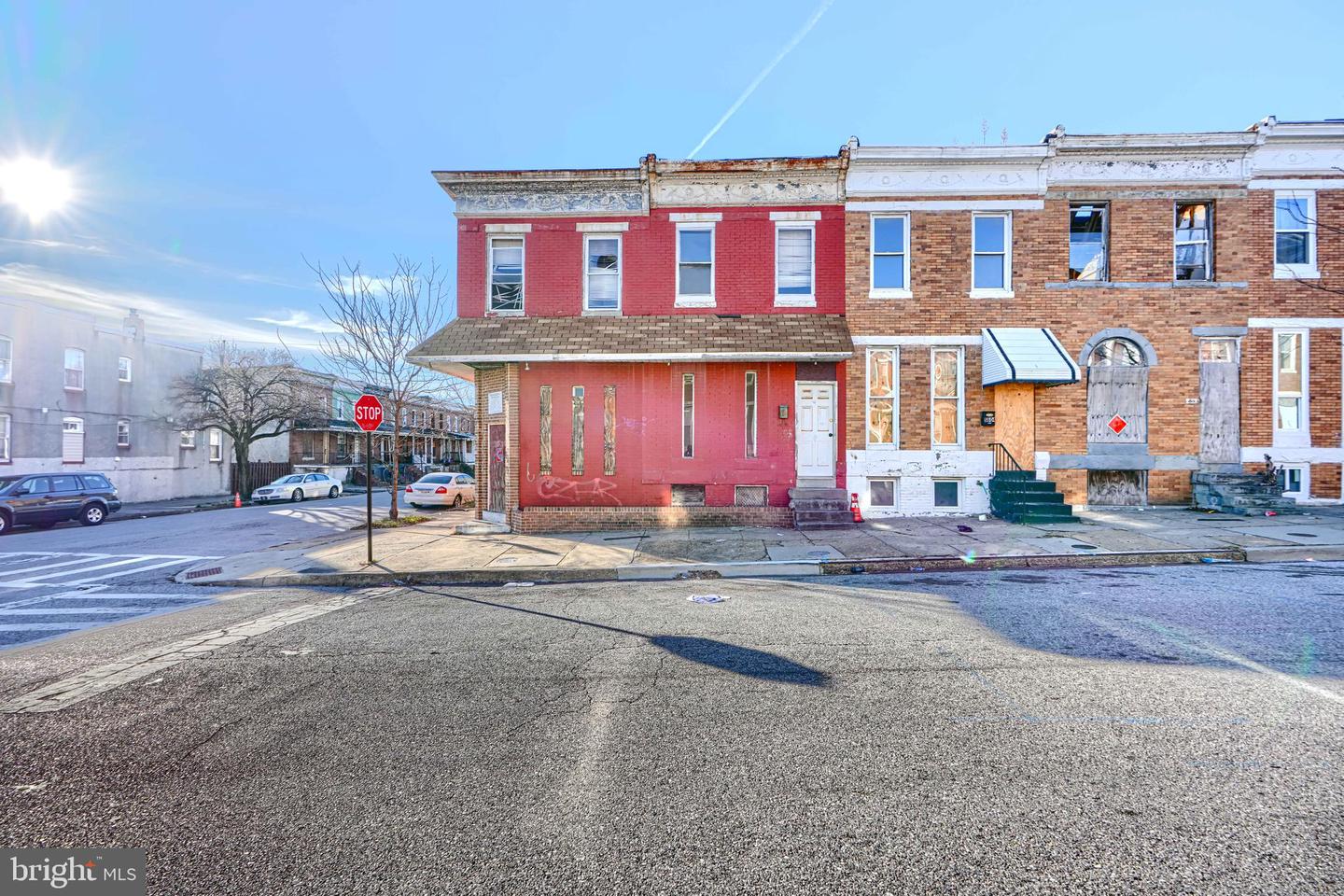1802 N PAYSON ST Property Photo 1
