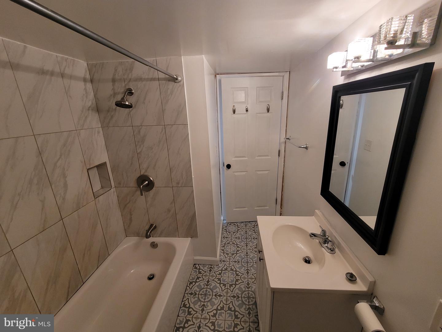 2635 N Calvert St Property Photo 20