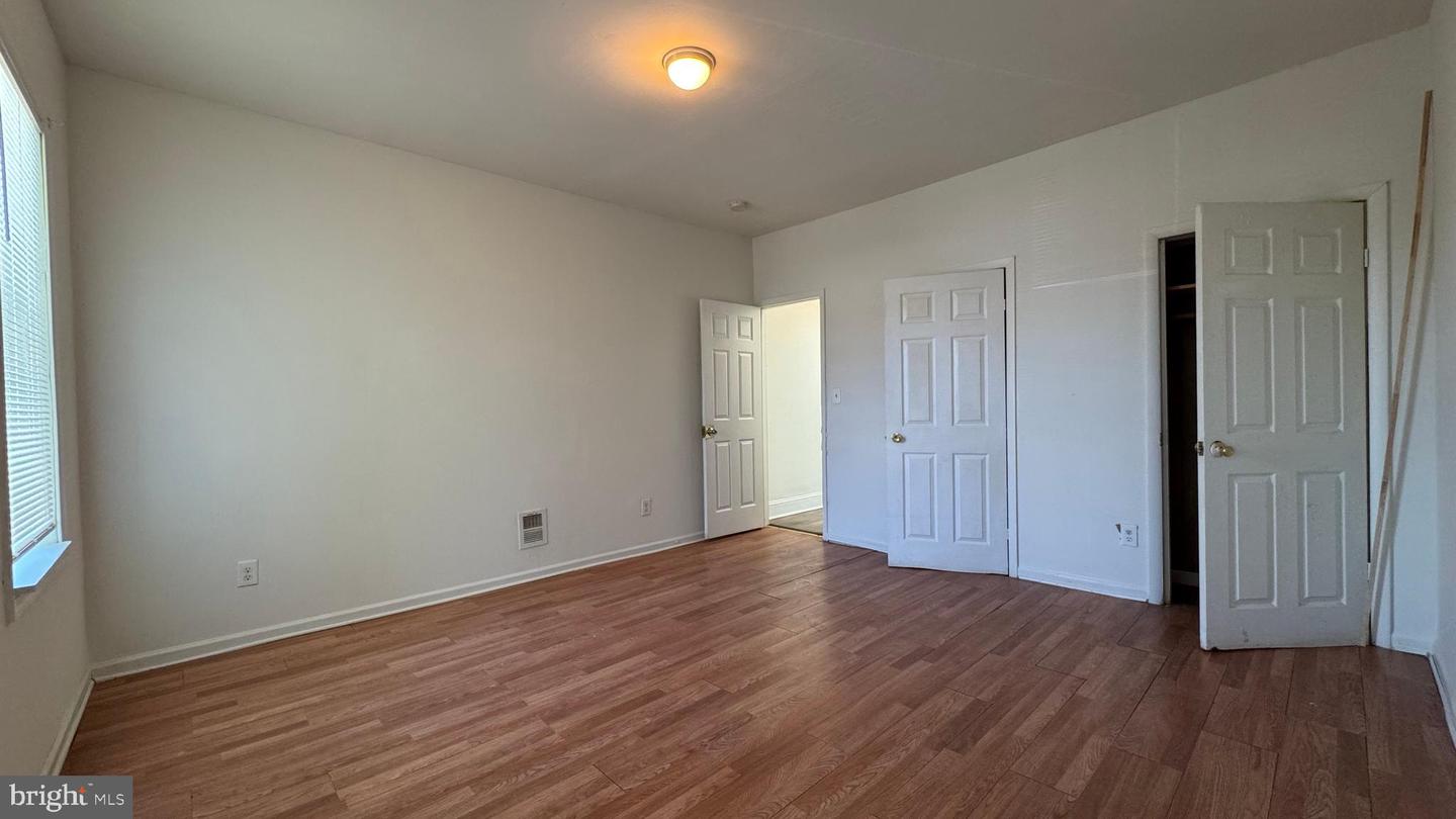 2815 Clifton Ave Property Photo 11
