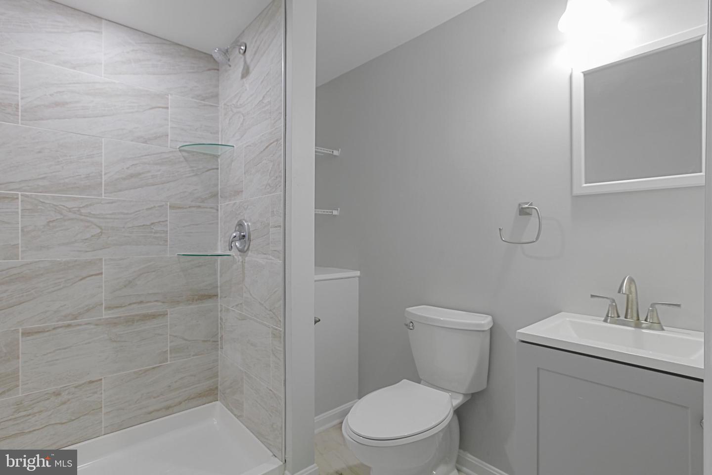 2712 W Mosher St Property Photo 28
