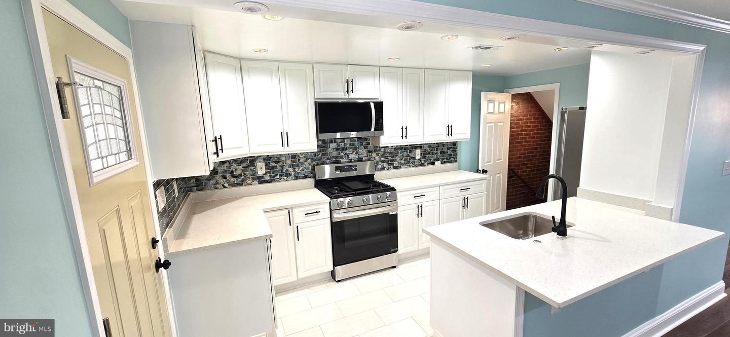 5528 Bucknell Rd Property Photo 1