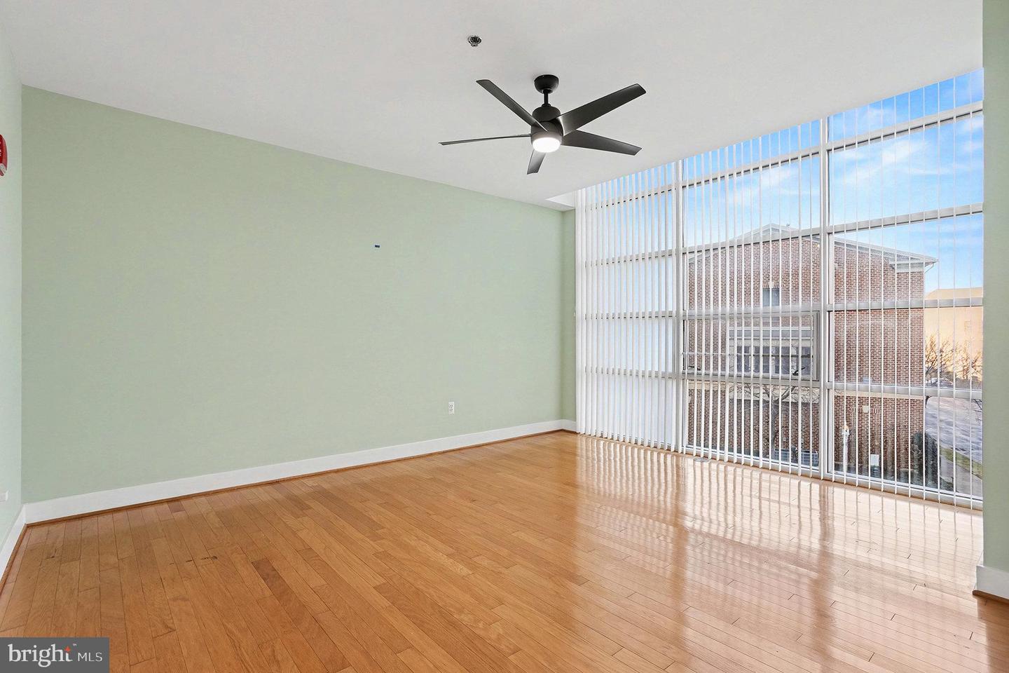 2772 Lighthouse Pt E #201 Property Photo 15