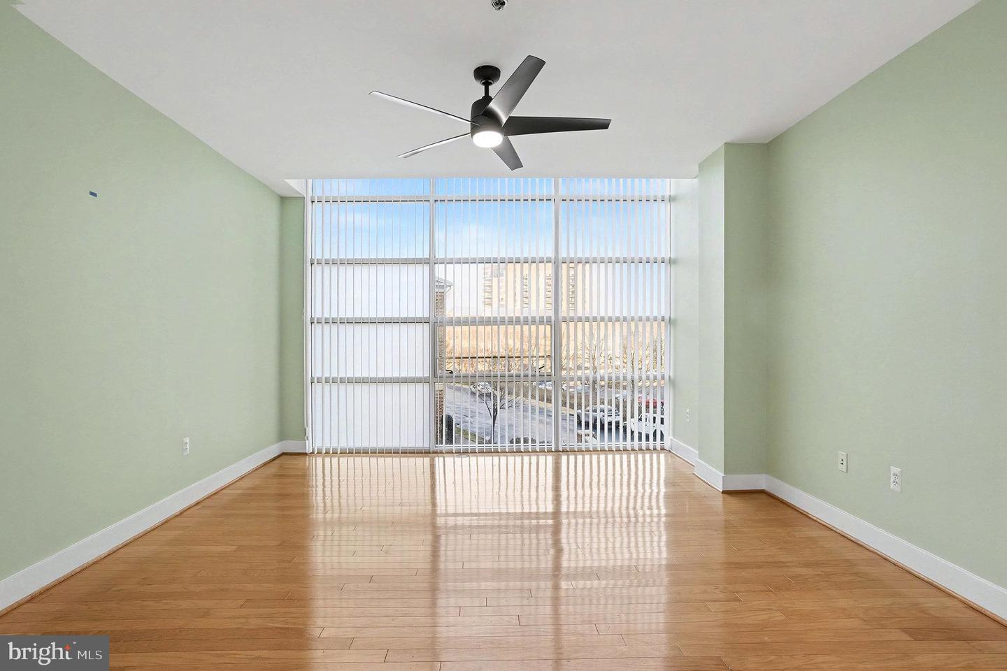 2772 Lighthouse Pt E #201 Property Photo 16