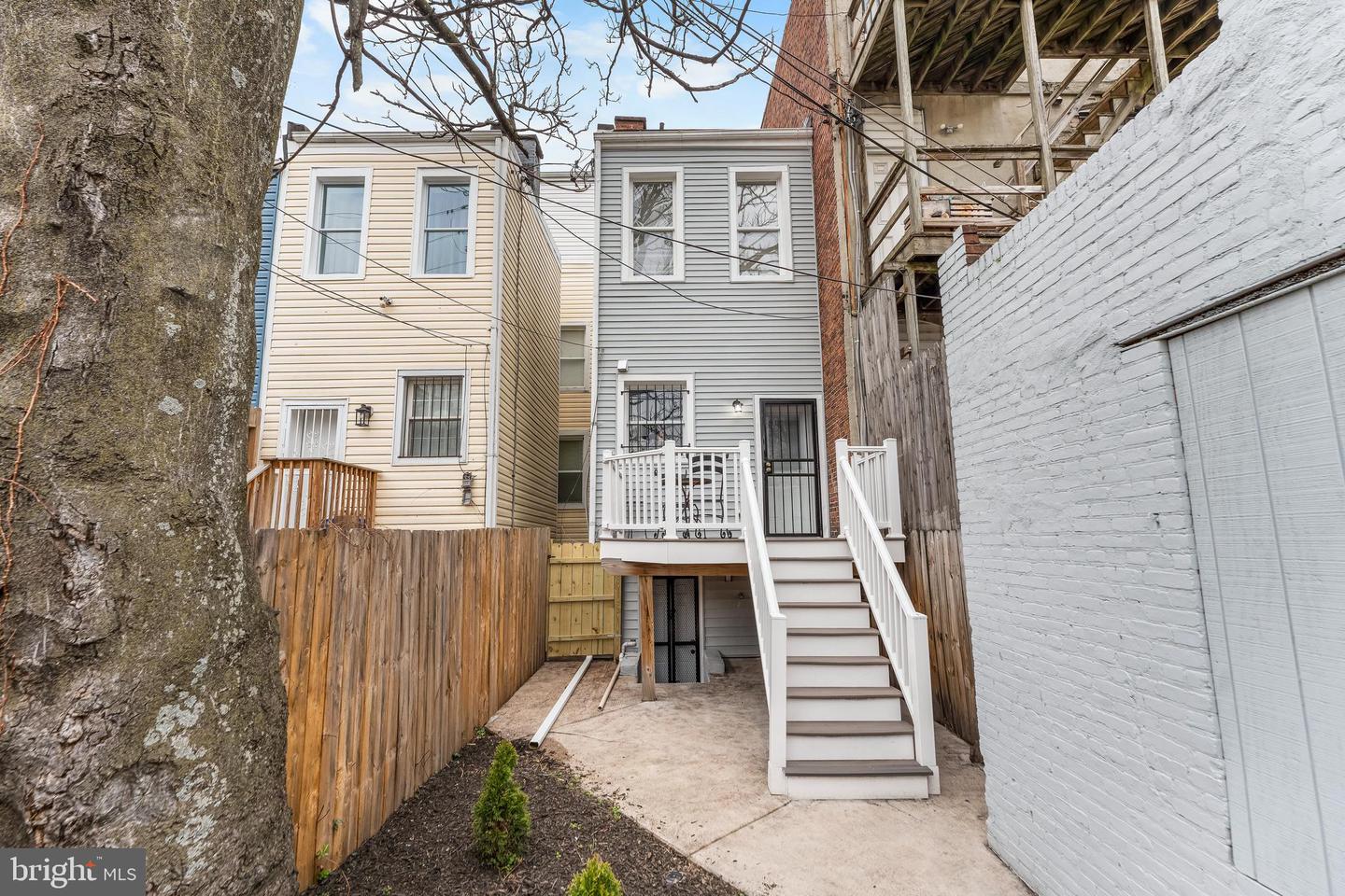1003 W Fayette St Property Photo 54