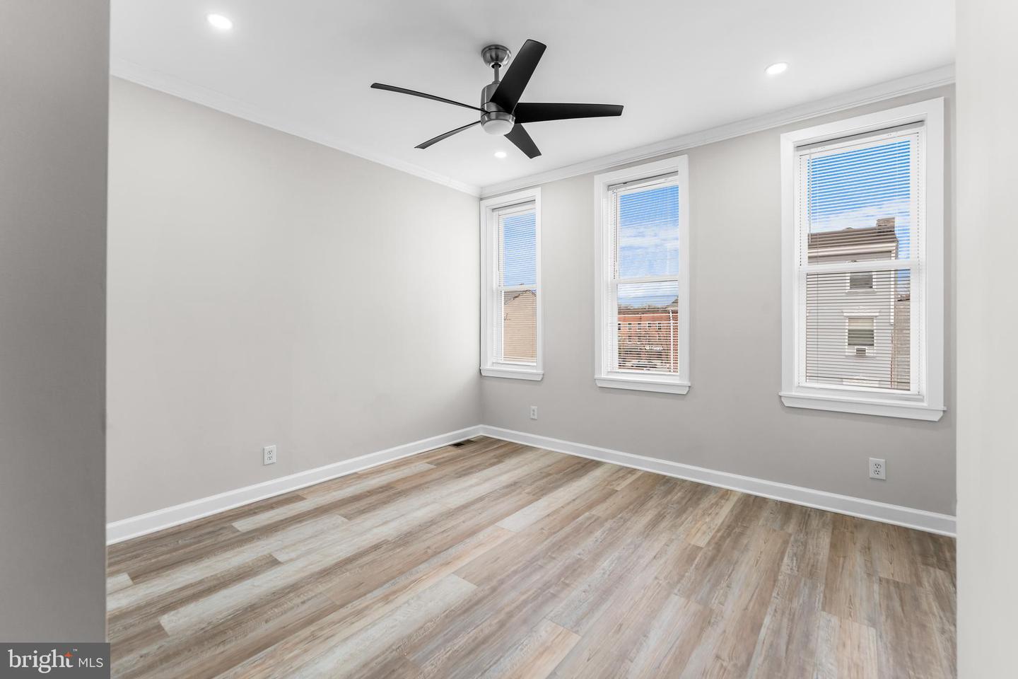 1003 W Fayette St Property Photo 55
