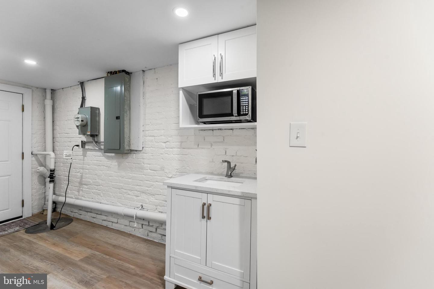 1003 W Fayette St Property Photo 66