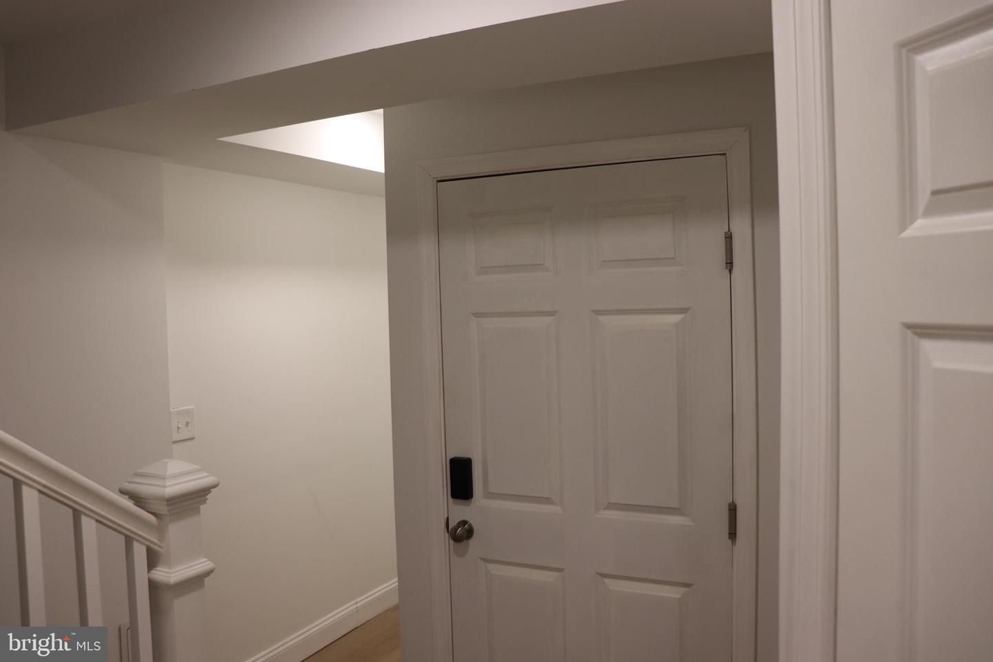 1707 Marshall St Property Photo 6