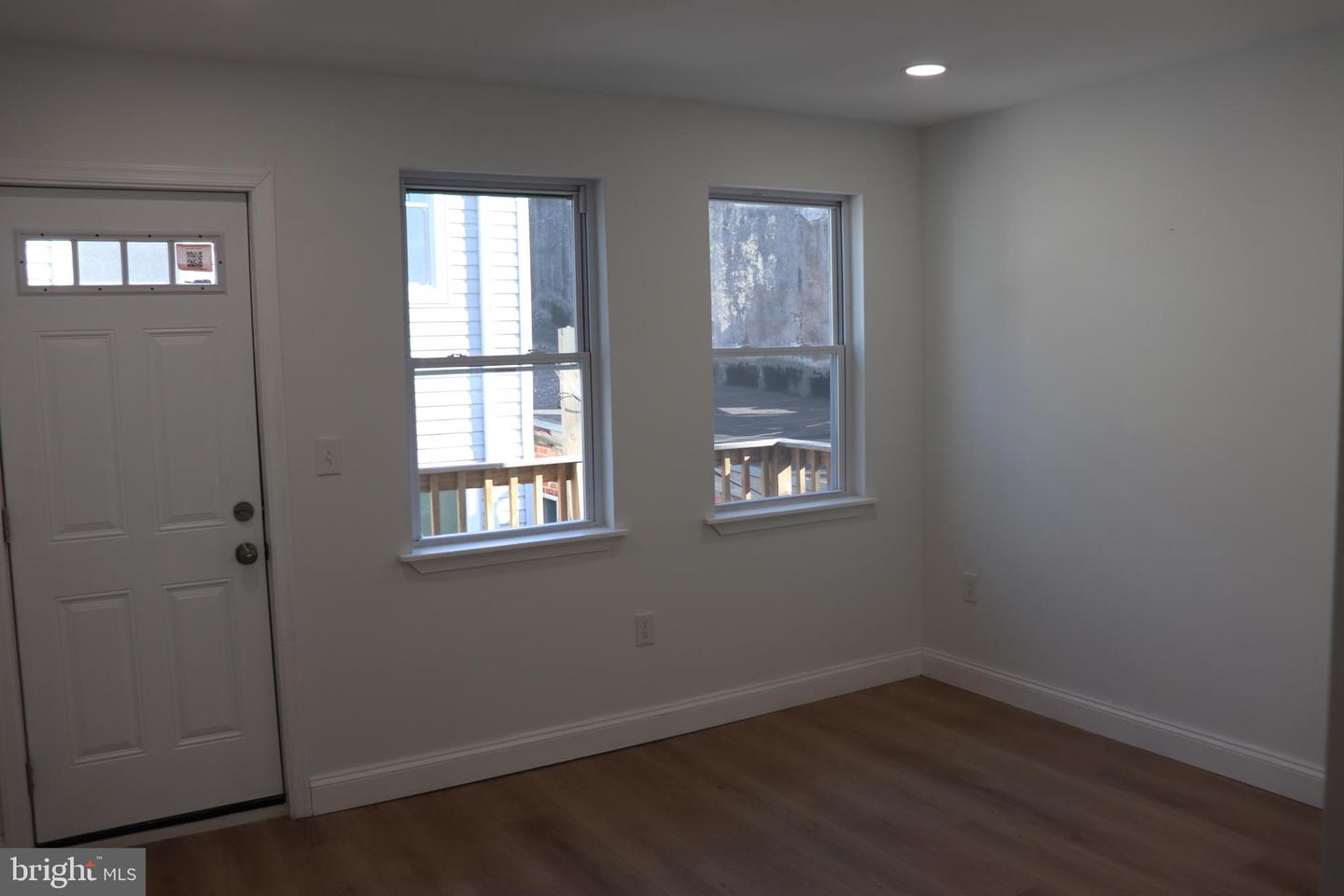 1707 Marshall St Property Photo 20