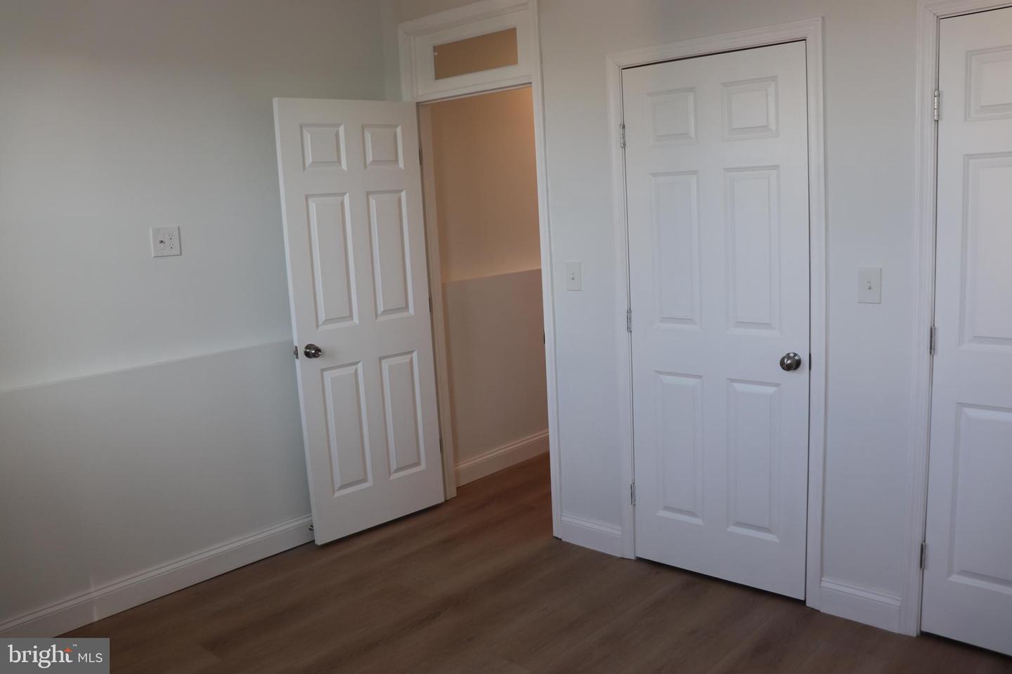 1707 Marshall St Property Photo 23